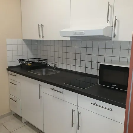 Apartment Am Kaiserlei 6 Etage 2 Schlafzimmer Haus 123